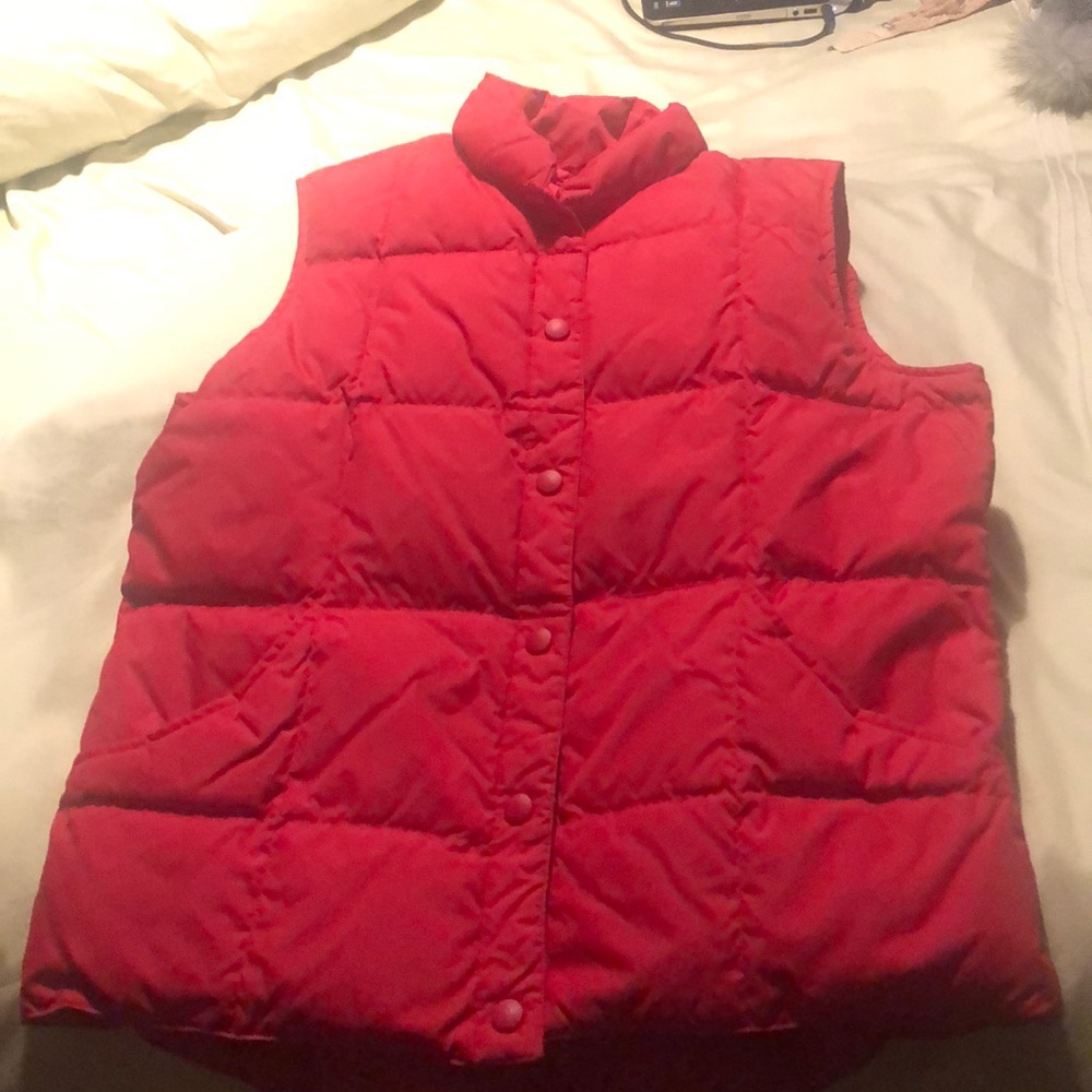 Land's end red vest.